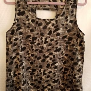 Edge - Black/Gray Sleeveless Button Back Blouse